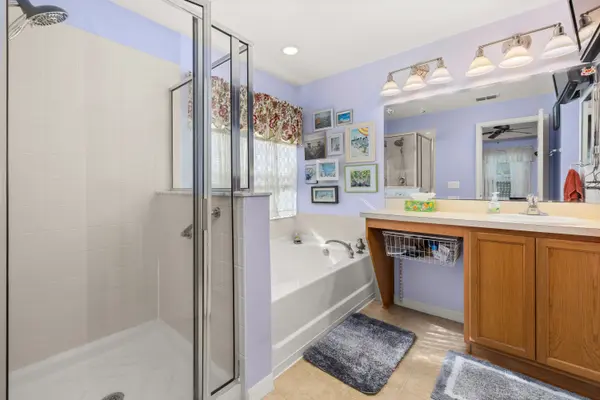 4629 Caverns Dr, Kissimmee, FL 34758-2504