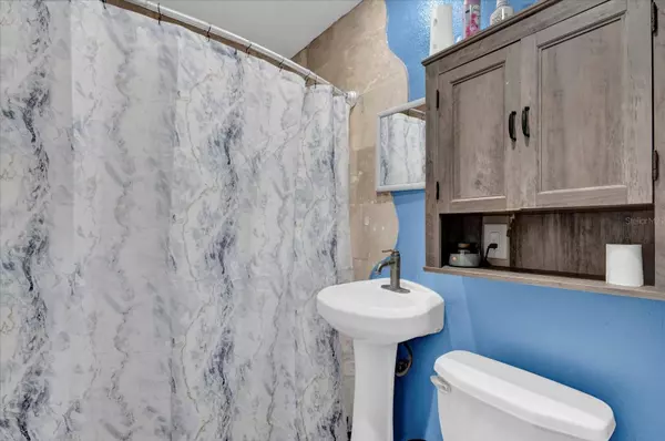 1417 INDEPENDENCE AVE, Deltona, FL 32725