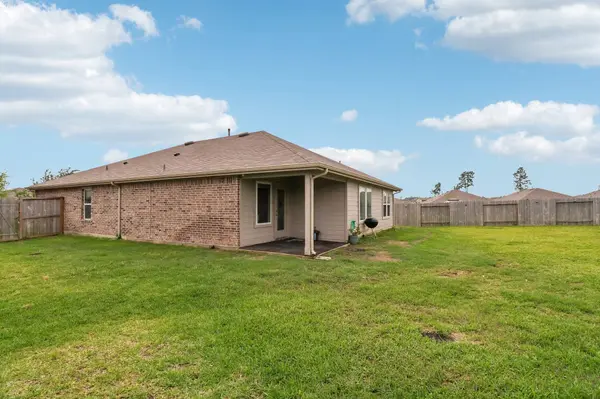 21319 Mountain Ash DR, New Caney, TX 77357
