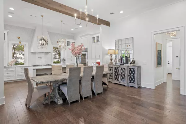 489 Regatta Bay Boulevard, Destin, FL 32541