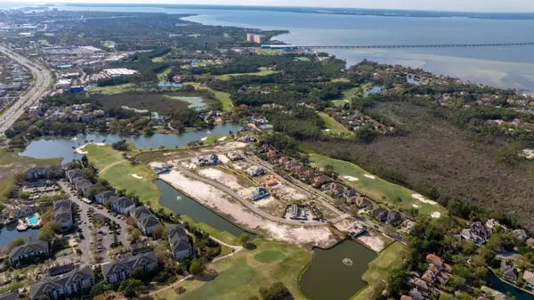 4570 Sailmaker Lane, Destin, FL 32541