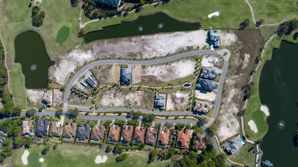 4690 Westwinds WAY, Destin, FL 32541