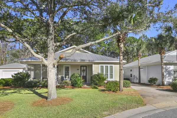 2047 Crystal Lake DR, Miramar Beach, FL 32550