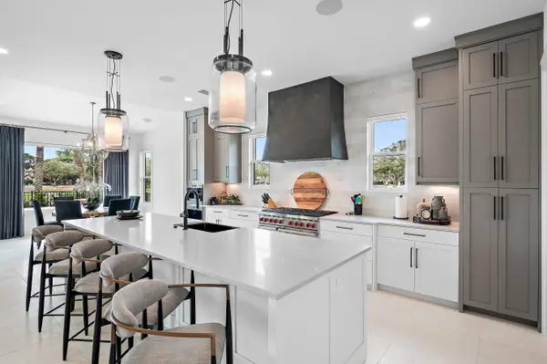 4548 Sailmaker LN, Destin, FL 32541