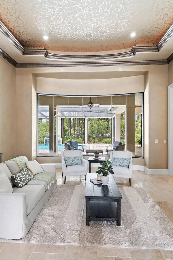 428 Captains CIR, Destin, FL 32541