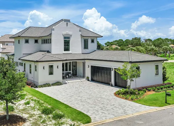 4550 Sailmaker LN, Destin, FL 32541
