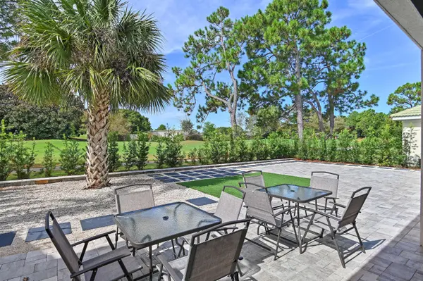 691 Emerald Bay DR, Destin, FL 32541