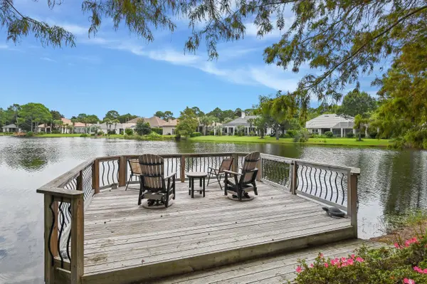 437 Admiral CT, Destin, FL 32541