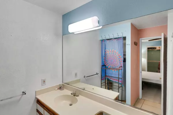 68-3883 LUA KULA ST #2205, Waikoloa, HI 96738