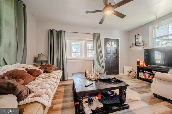 319 WASHINGTON ST, Delaware City, DE 19706