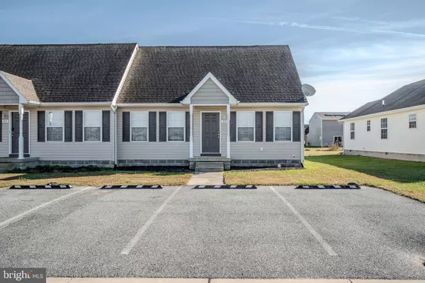 215 N BROWN ST, Fruitland, MD 21826