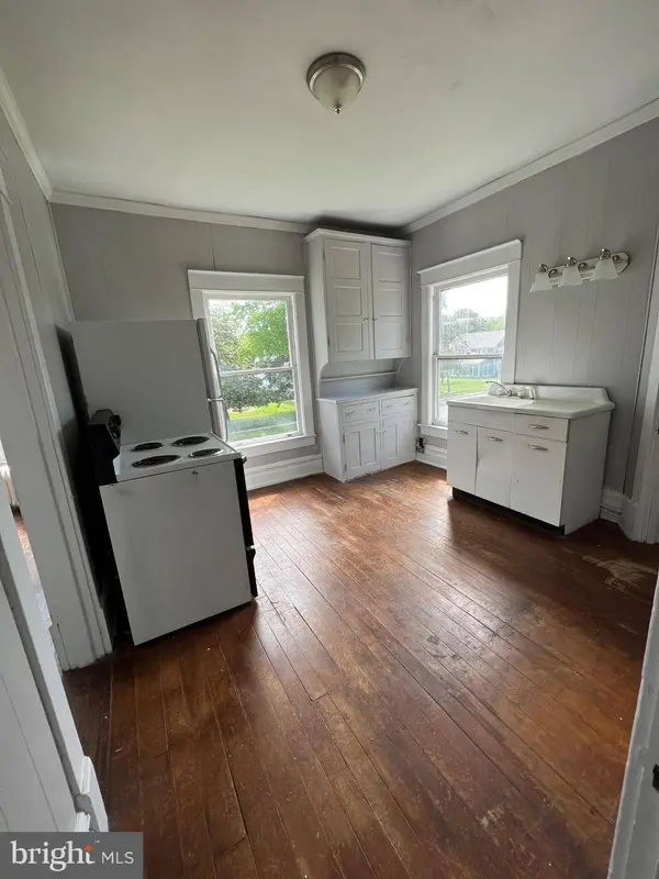 201 DELAWARE AVE #2, Bridgeville, DE 19933