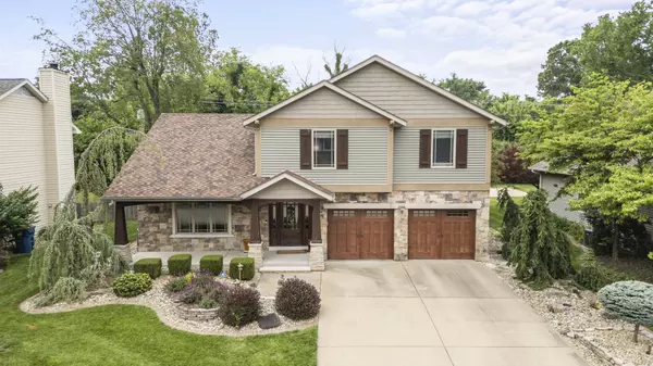 1420 Lantz Ct, Edwardsville, IL 62025-3901
