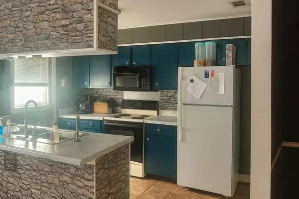 840 White Cr., Grenada, MS 38901