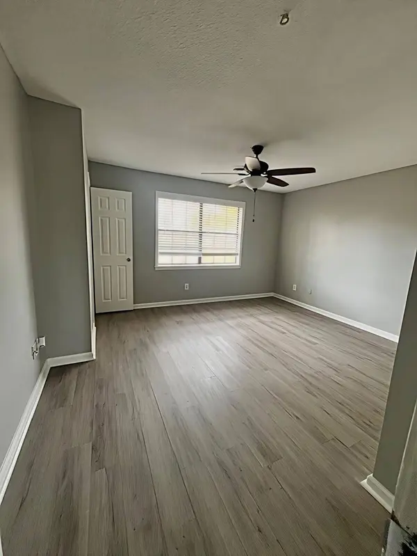 2201 Holmes St., Tupelo, MS 38801