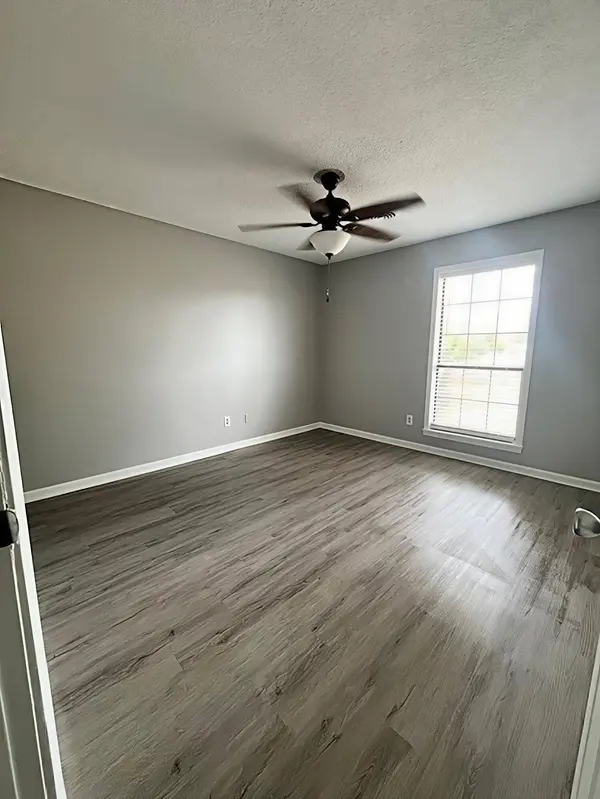 2201 Holmes St., Tupelo, MS 38801