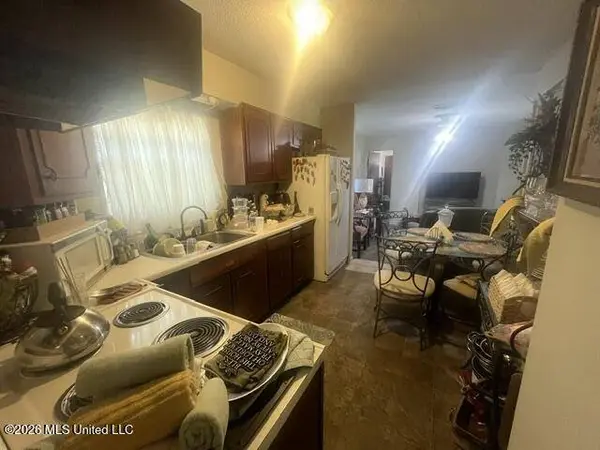 880 South Street, Grenada, MS 38901