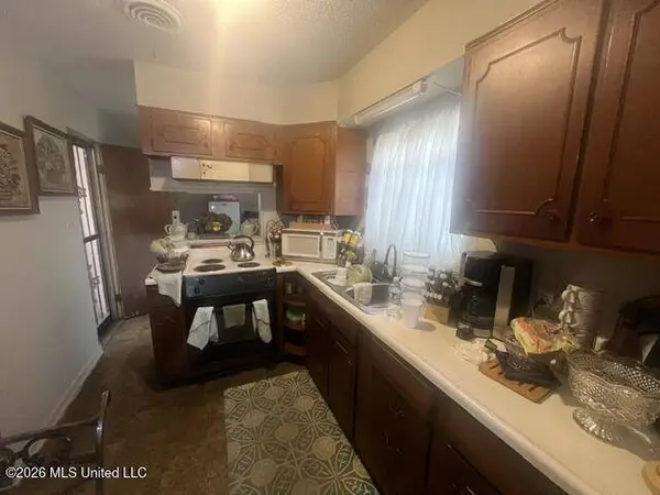 880 South Street, Grenada, MS 38901