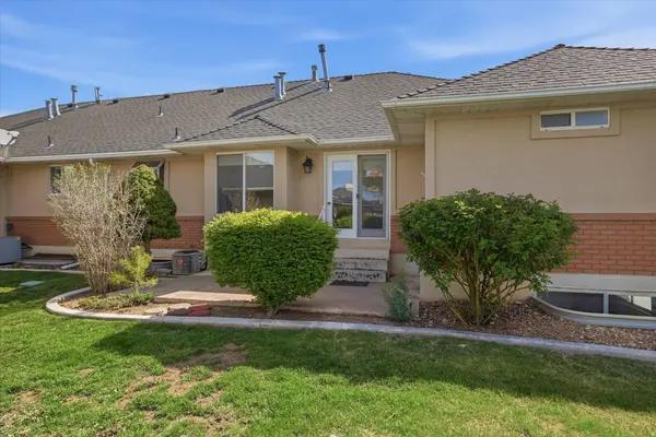 5371 S 600 E, South Ogden, UT 84405