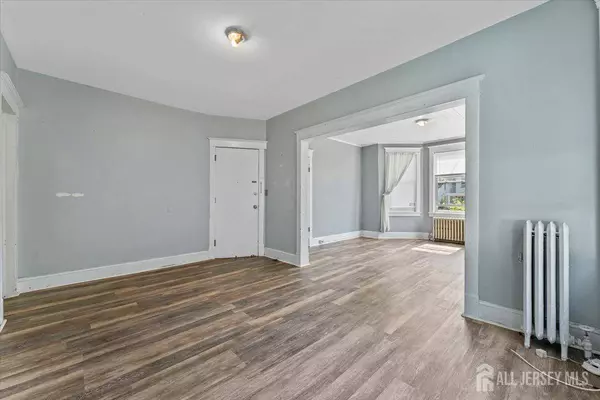 117-119 N 3rd AVE, Highland Park, NJ 08904