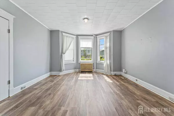 117-119 N 3rd AVE, Highland Park, NJ 08904