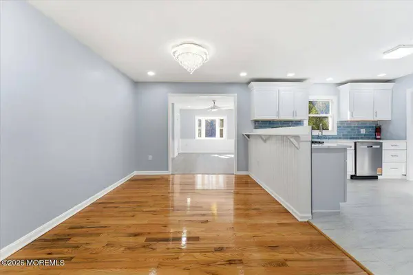 629 W Commodore Boulevard, Jackson, NJ 08527