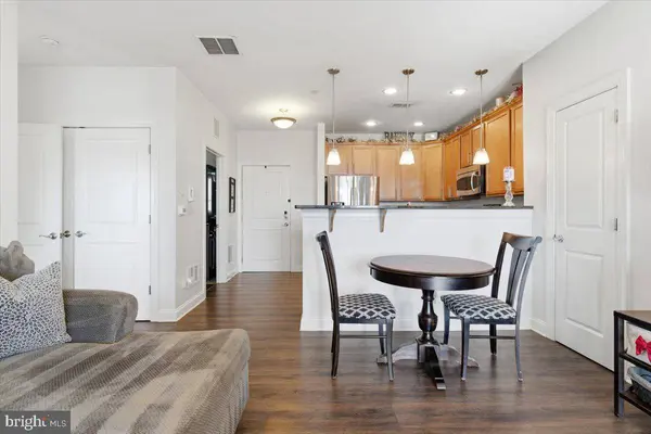 2 N COMMERCE SQ #405, Robbinsville, NJ 08691