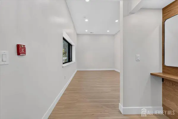 810 N 2nd AVE #3, Highland Park, NJ 08904