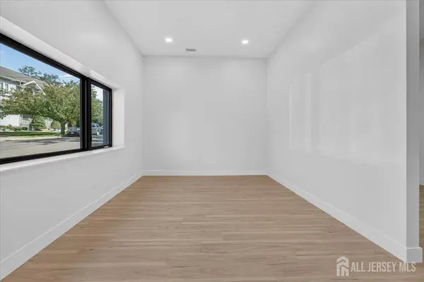 810 N 2nd AVE #3, Highland Park, NJ 08904