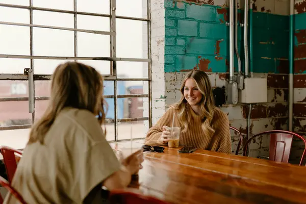 How to Become a Top Real Estate Agent: The Benefits of Joining a Successful Team