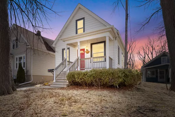 403 E Bolivar Ave, Milwaukee, WI 53207