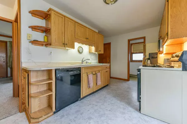 419 W Bottsford Ave, Milwaukee, WI 53207