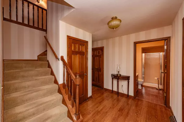 2519 W Manchester Ave, Milwaukee, WI 53221