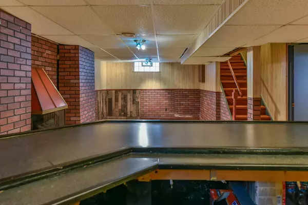 419 W Bottsford Ave, Milwaukee, WI 53207