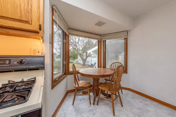 419 W Bottsford Ave, Milwaukee, WI 53207