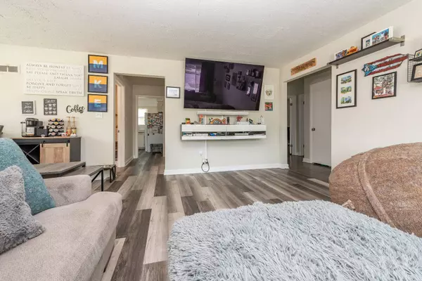 8730 W Center St, Milwaukee, WI 53222