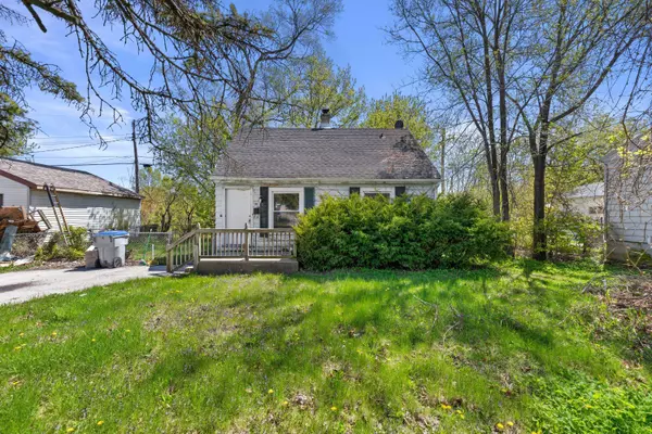 5304 N 64th St, Milwaukee, WI 53218