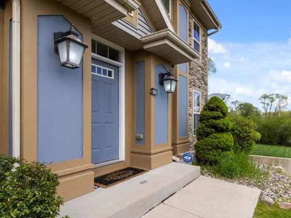 9318 W Mt Zion Dr, Milwaukee, WI 53224