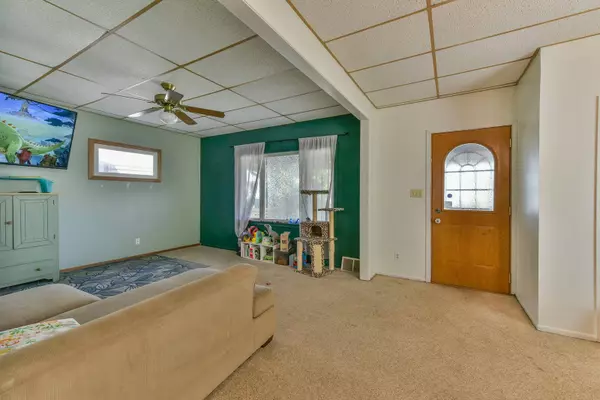 525 S 75th St, Milwaukee, WI 53214