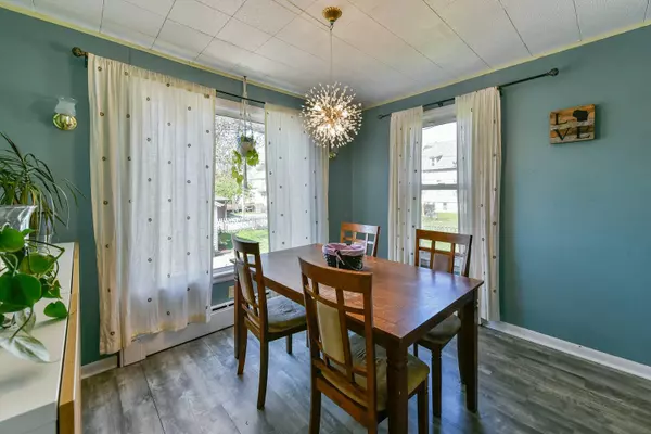 3818 E Barnard Ave, Cudahy, WI 53110