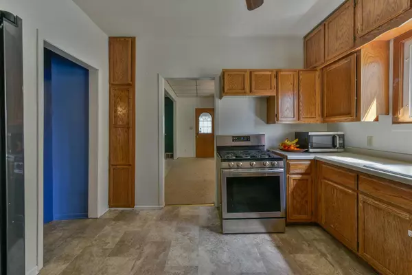 525 S 75th St, Milwaukee, WI 53214