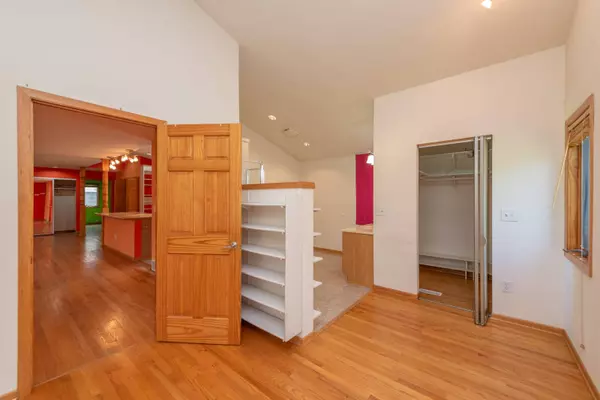 7315 S 48th St, Franklin, WI 53132