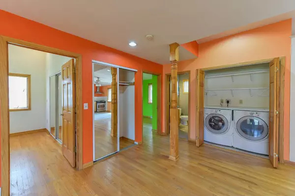 7315 S 48th St, Franklin, WI 53132