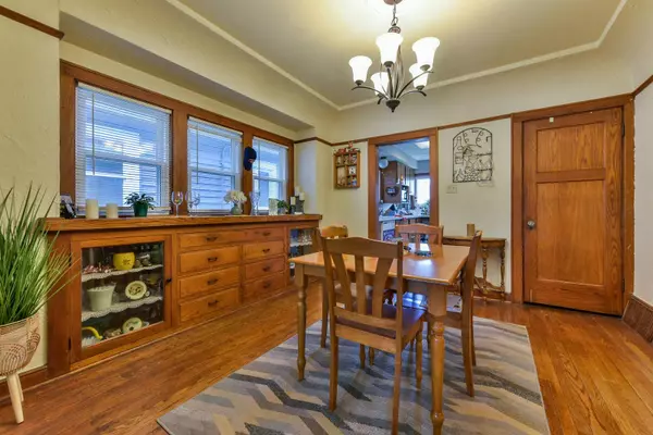 1427 Madison Ave, South Milwaukee, WI 53172