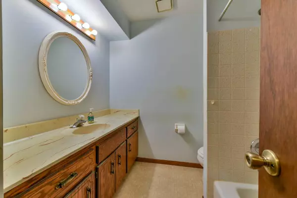 S100W35100 CTH LO -, Eagle, WI 53119