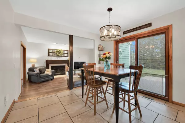 3106 Terrace Hl, Caledonia, WI 53406