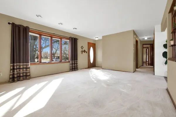 2604 E Birchwood Ave, Cudahy, WI 53110