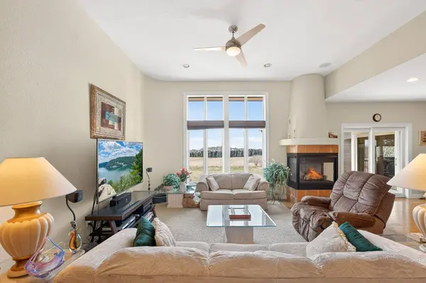 N60W27257 Trappers Run, Merton, WI 53089