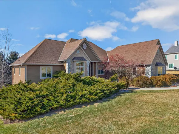 N60W27257 Trappers Run, Merton, WI 53089