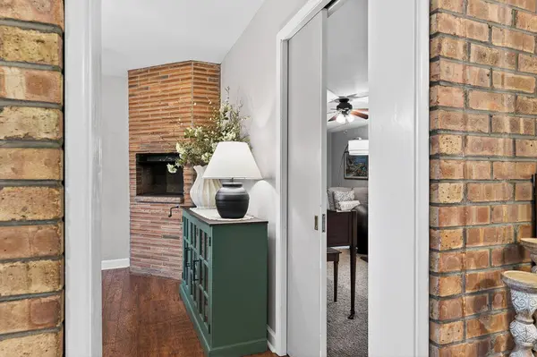 1245 Simon Dr, Brookfield, WI 53005